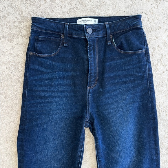 Abercrombie & Fitch Super Skinny Womens Jeans size 2  High Rise Dark Blue preppy - Picture 6 of 7